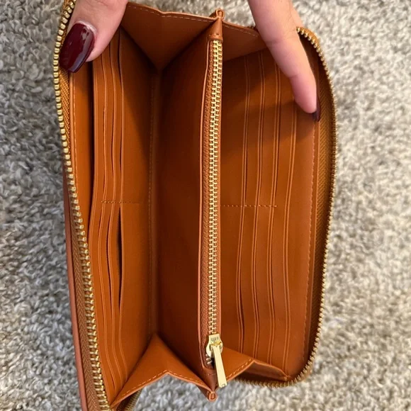 Disney Coach Mickey Mouse Wallet - Picture 5 of 6